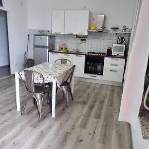  Appartamento Casa Sul Mare Scogliolungo Ii Italia